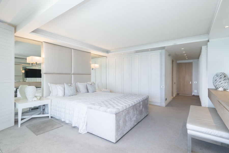 To Let 3 Bedroom Property for Rent in Clifton Western Cape